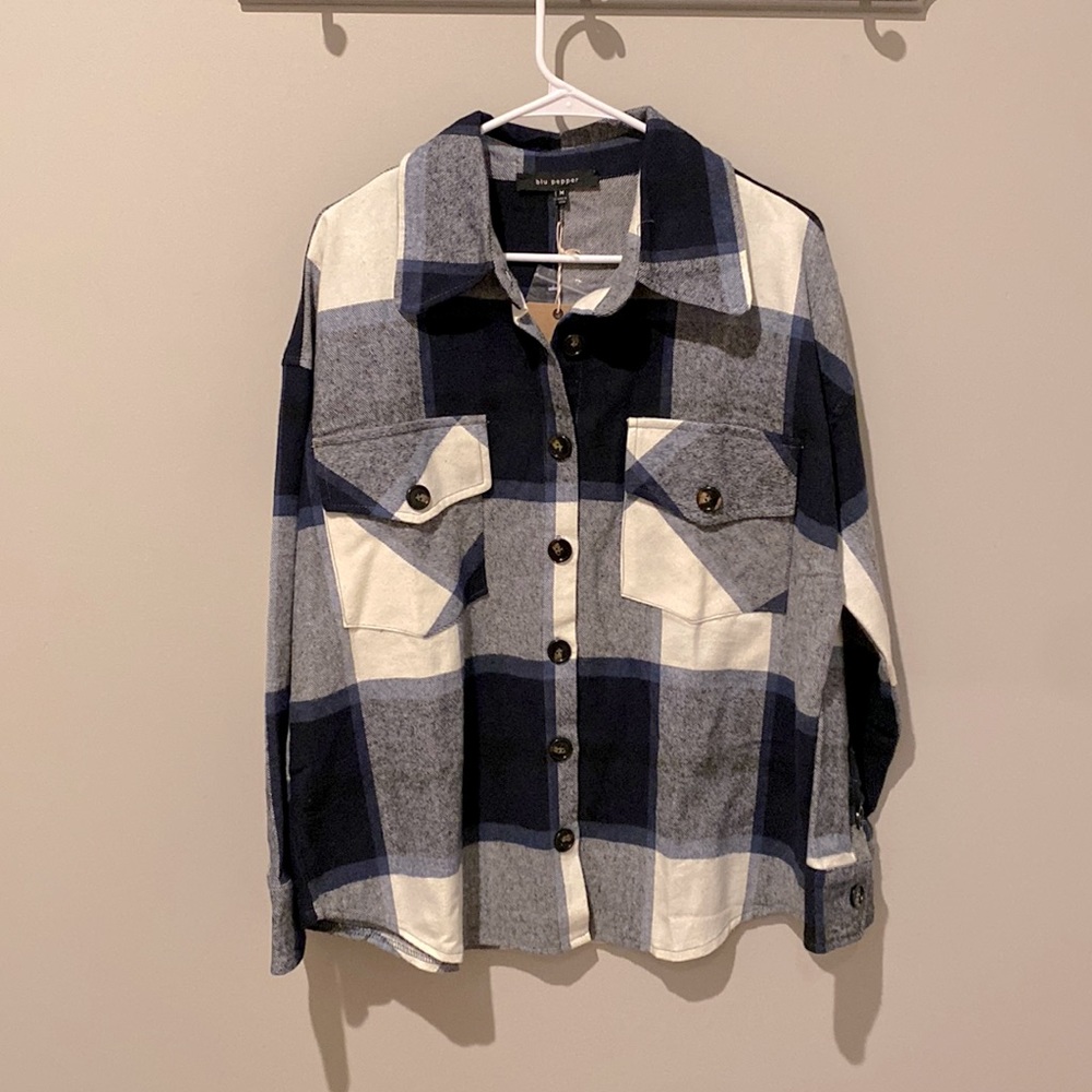 Blue pepper navy and white shaket